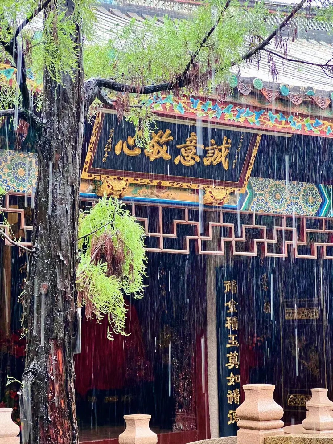 这些寺庙楹联很有禅意，五一旅游前先感受下