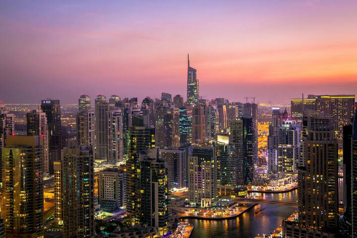VR技术是什么？VR技术的原理及应用场景全面解析