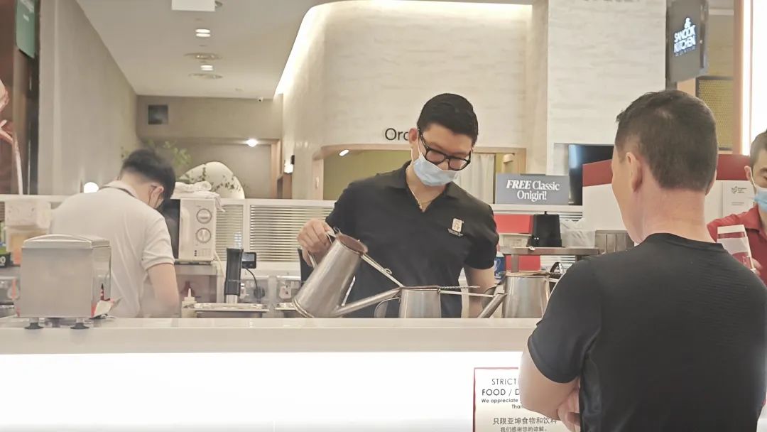 我在新加坡遇到的奶茶品牌，怎么都是老熟人啊？