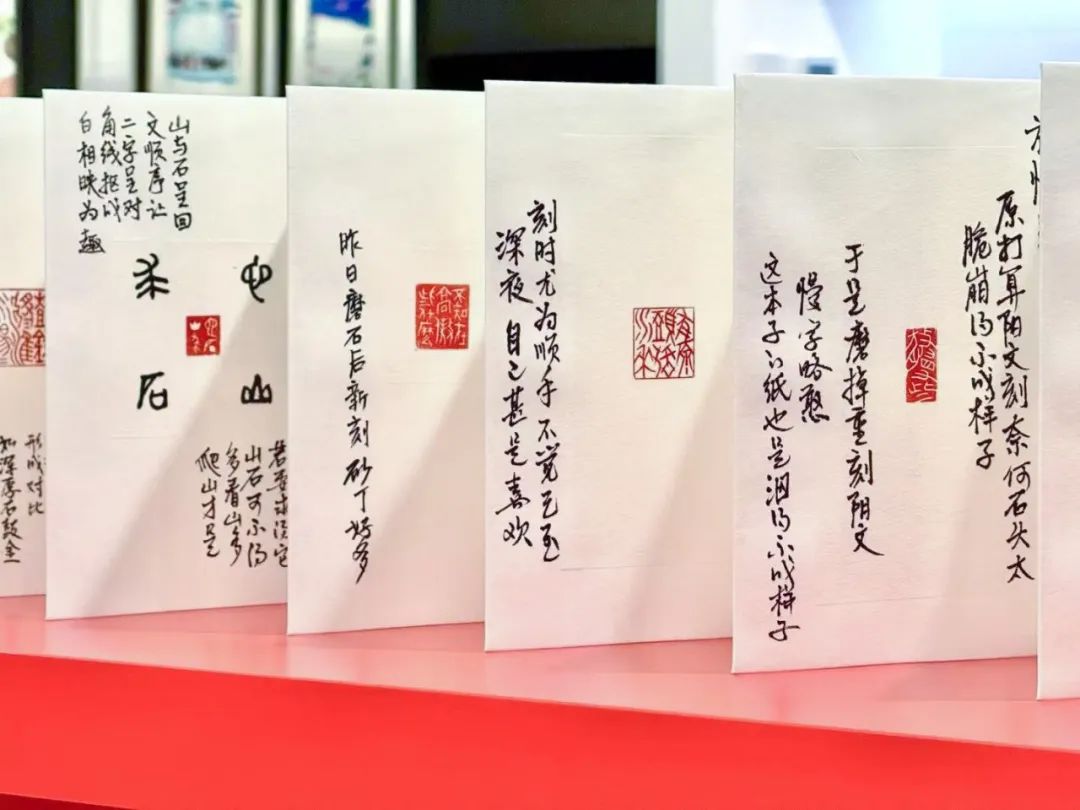 LxU14周年，官宣成立全新设计工作室